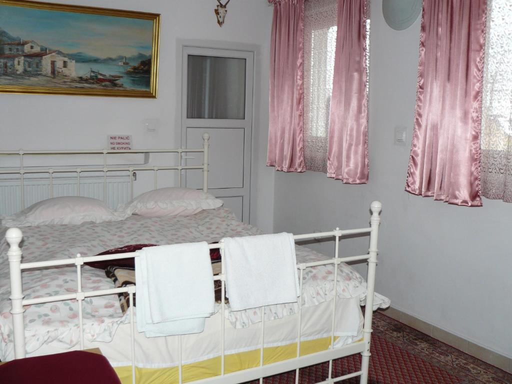 Piaseczno Willa Staropolska Exterior photo